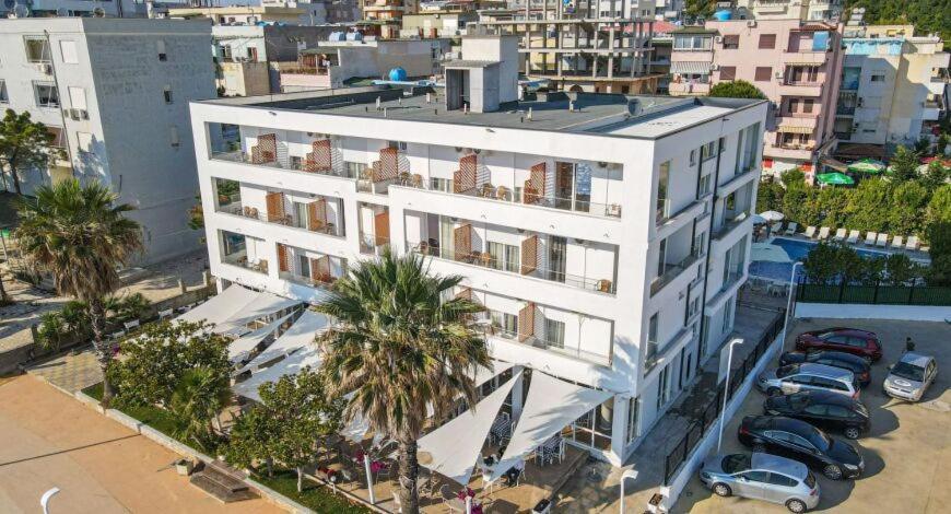 Hotel Besani Durrës Exterior foto